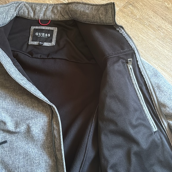 Guess Men’s Jacket - Picture 8 of 8